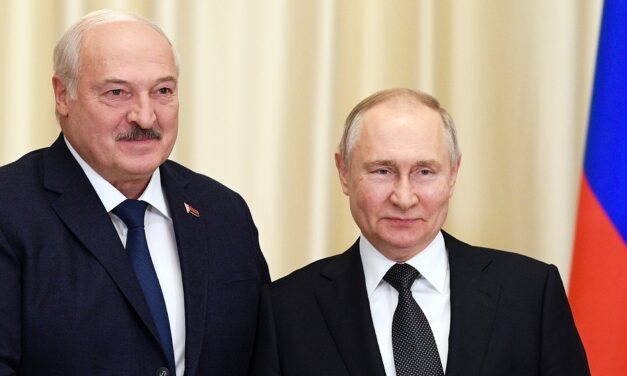 A fehérorosz vezetés elfogadja, hogy Putyin taktikai atomfegyvereket telepít hozzájuk