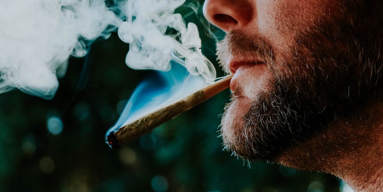 Befüvezve autózott a kúlai taxisofőr