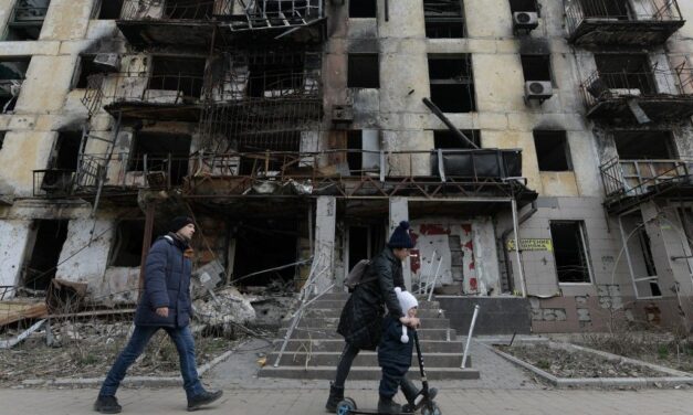 Putyin Mariupolban járt