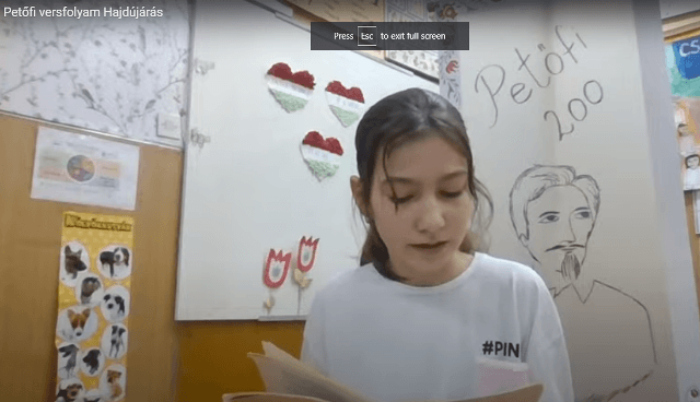 Élőben nézheti hogyan szavalnak a hajdújárási és királyhalmi gyerekek