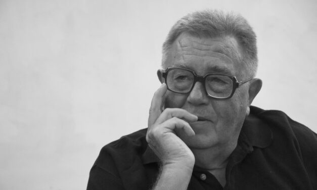 Elhunyt Sinkovits Péter