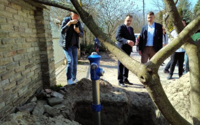 A Zorka környékén újabb 90 háztartáshoz jut el a legfontosabb élelmiszeripari termék Három kilométer hosszú ivóvízhálózat épült a helyi közösség területén