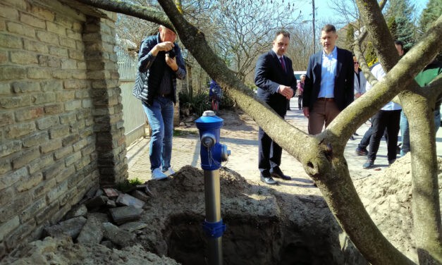 <span class="entry-title-primary">A Zorka környékén újabb 90 háztartáshoz jut el a legfontosabb élelmiszeripari termék</span> <span class="entry-subtitle">Három kilométer hosszú ivóvízhálózat épült a helyi közösség területén</span>