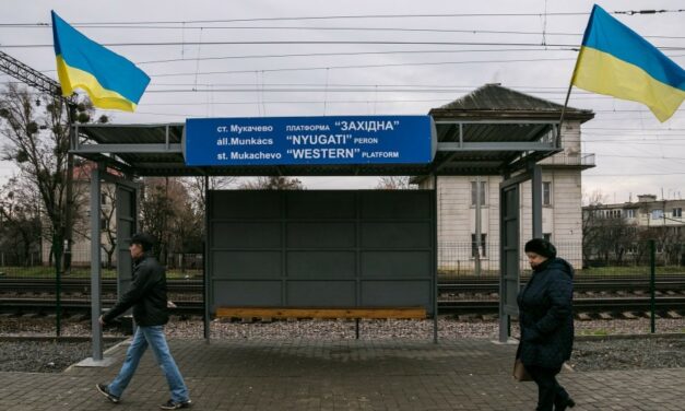 AFP: Orbán és Kijev között rekedtek a kárpátaljai magyarok