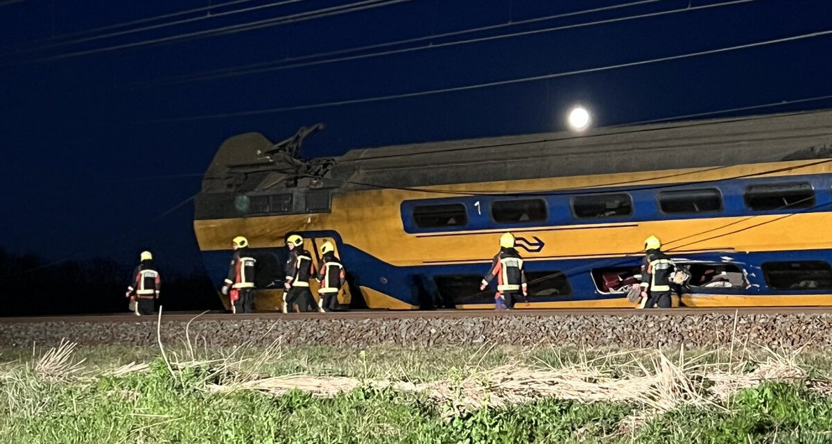 Egy halott, rengeteg sérült a hollandiai vonatbalesetben