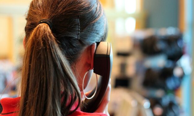 Telefonközpont is segíti az ingatlanok legalizálását