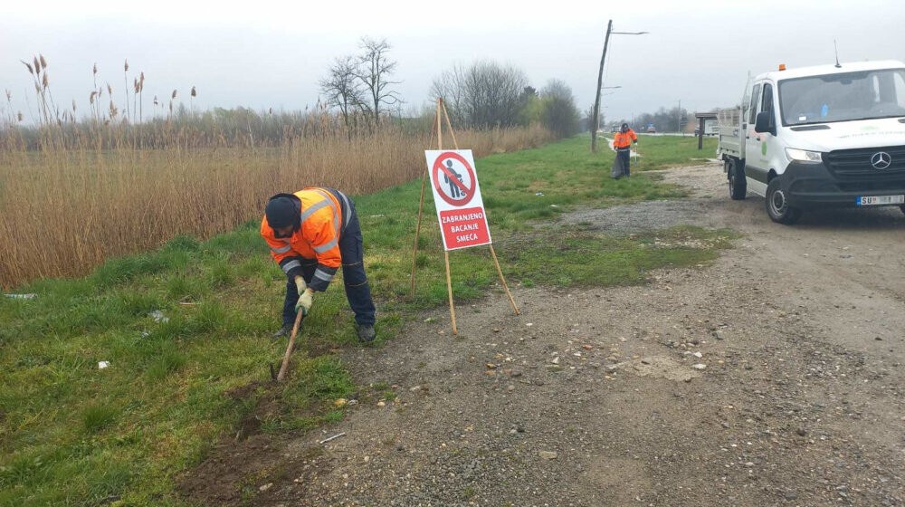 „Kérjük a lakosságot, többé ne szemeteljenek Hajdújárás bejáratánál”