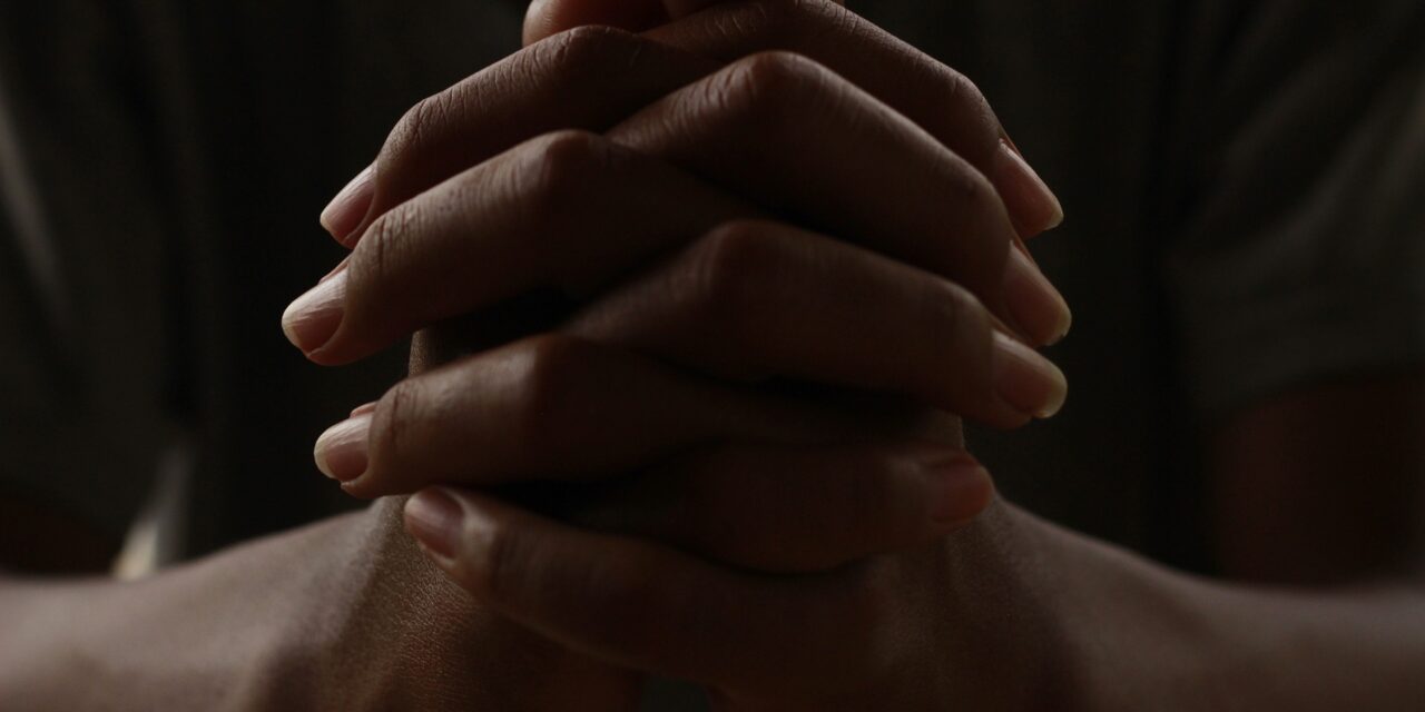 Az üdvözülés reményében éheztették halálra magukat