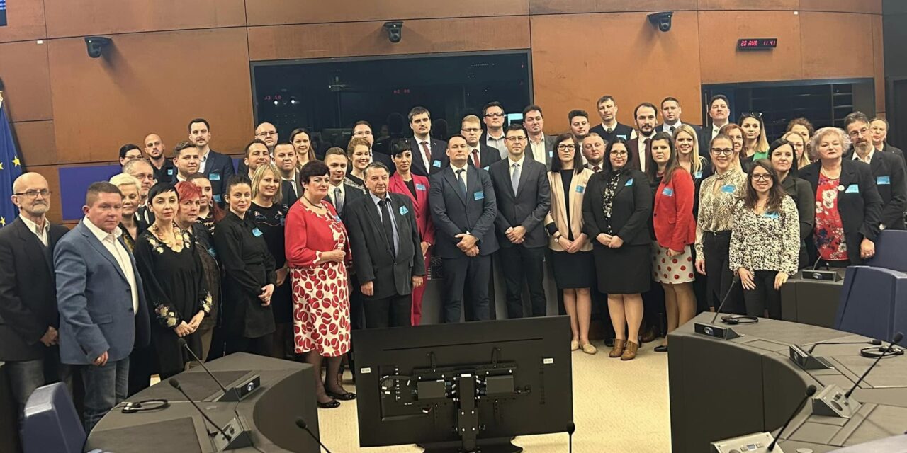 Deli Andor: Az MNT jó példával szolgál az EU-nak a nemzeti kisebbségi jogok érvényesítése terén