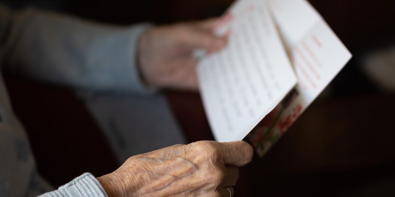 December elsejétől 10,9 százalékkal emelkednek a nyugdíjak