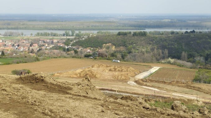 Fidesz-közeli üzletasszony vezeti a magyar közpénzzel támogatott hotelprojektet
