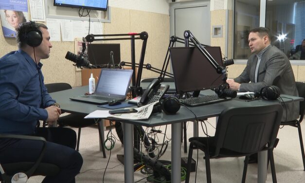 Deli meghívta Strasbourgba az MNT tagjait