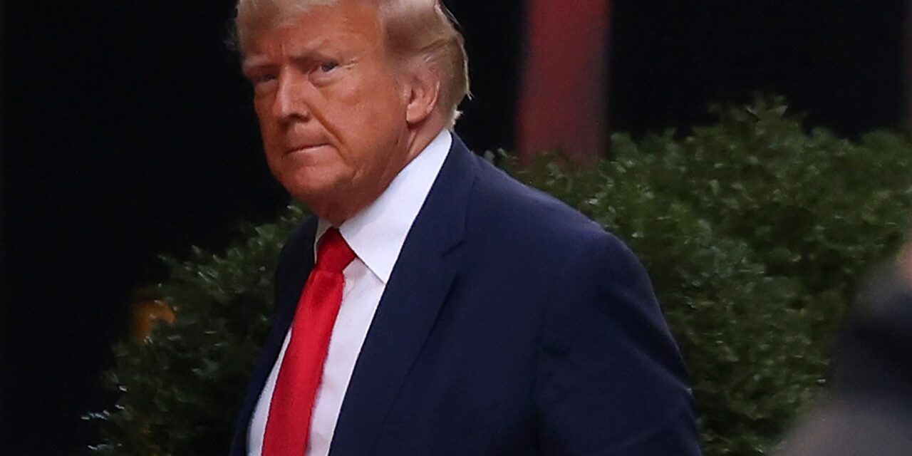 Trump a második világháború kezdetét vizionálja, de az ellenfeleit sem igazán tudja megkülönböztetni