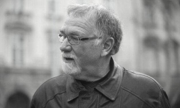 Meghalt Vágó István