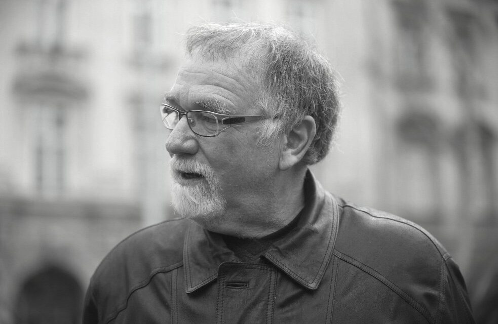 Meghalt Vágó István