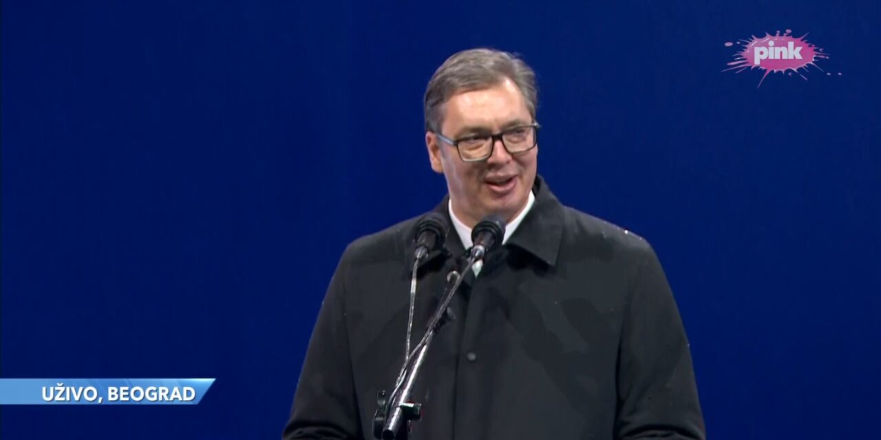 Vučić: Szeretlek benneteket!