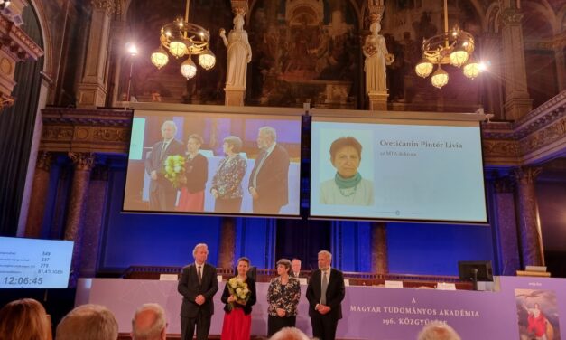 Arany János-életműdíjjal tüntette ki Cvetićanin Pintér Líviát a Magyar Tudományos Akadémia