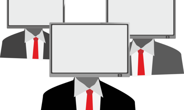 „A REM tagjai nincsenek tisztában az erkölcsi és történelmi felelősségükkel”