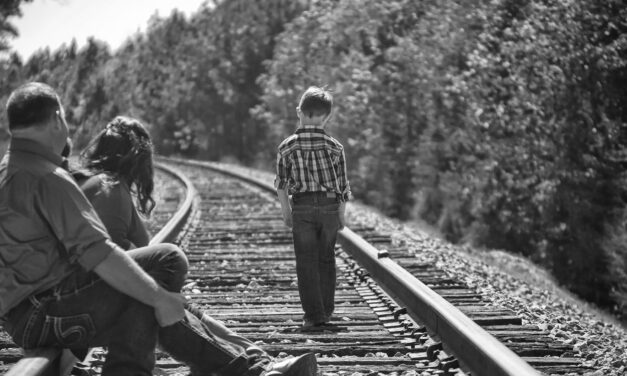 <span class="entry-title-primary">Most a legfontosabb, hogy beszélgessünk</span> <span class="entry-subtitle">Mondjuk el az érzéseinket, de hagyjunk teret a gyerek kérdéseinek is</span>