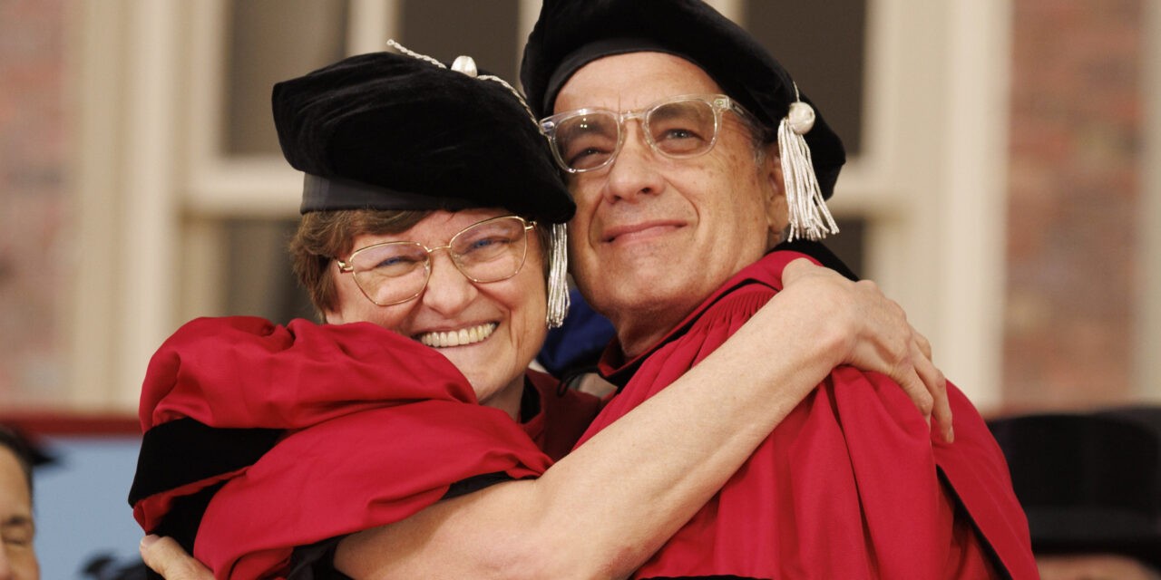 Karikó Katalin és Tom Hanks díszdoktori címet kapott a Harvardon