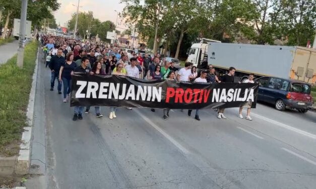 Nagybecskerek másodszor tüntetett az erőszak ellen