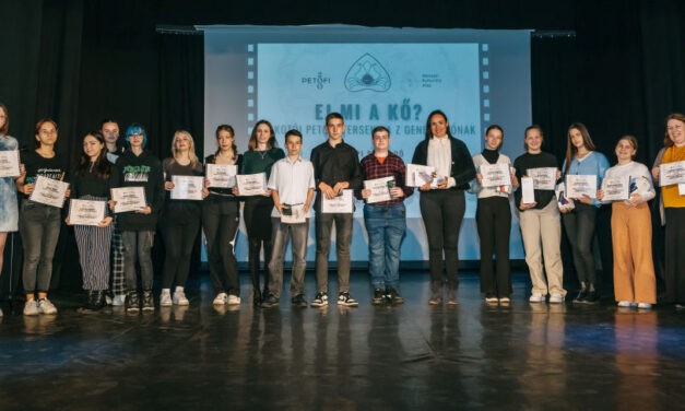 <span class="entry-title-primary">Ej mi a kő?</span> <span class="entry-subtitle">Alkotói verseny a Z generációnak</span>