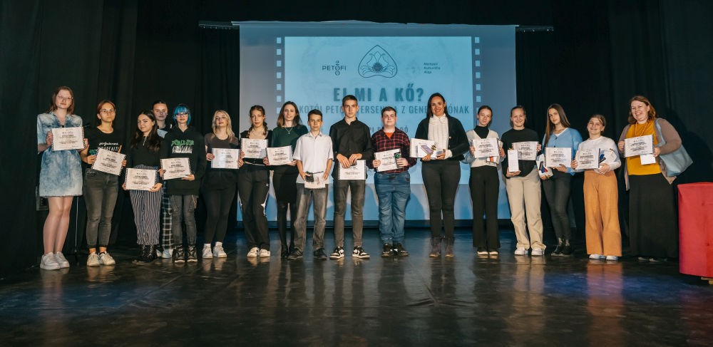 <span class="entry-title-primary">Ej mi a kő?</span> <span class="entry-subtitle">Alkotói verseny a Z generációnak</span>