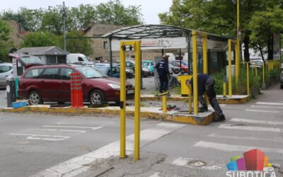 Három hétig ingyen lehet parkolni a Szabadegyetem melletti parkolóban