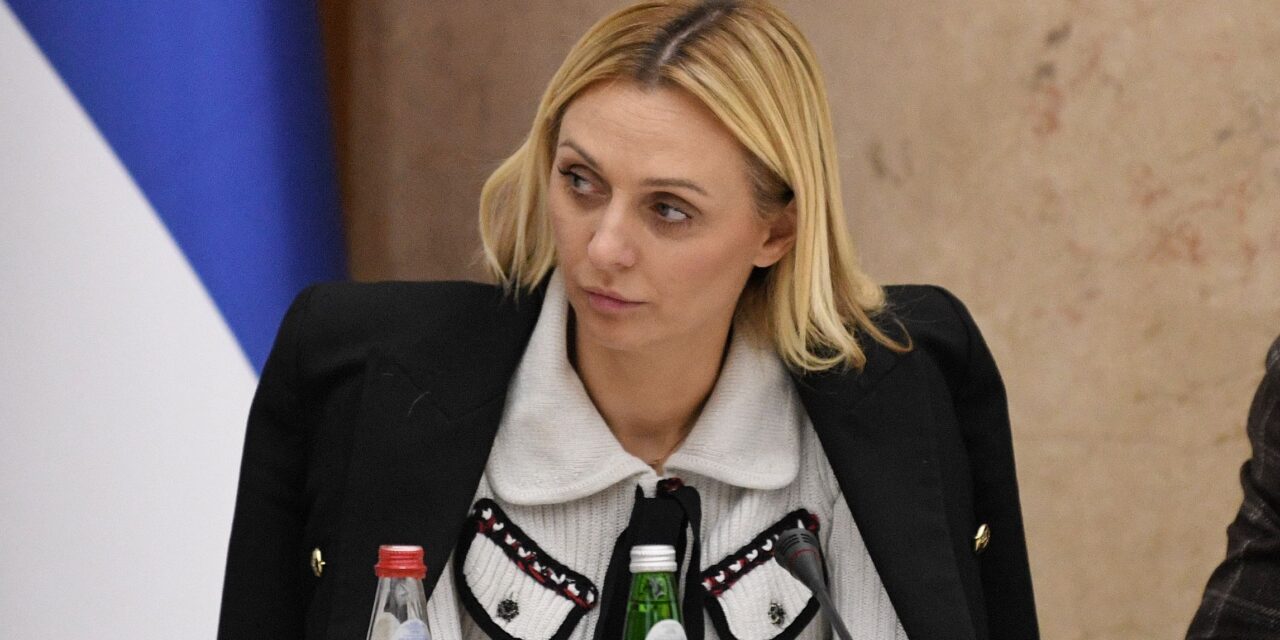 Vesićre hárított minden felelősséget a Szerbiai Vasúti Infrastruktúra letartóztatott vezetője