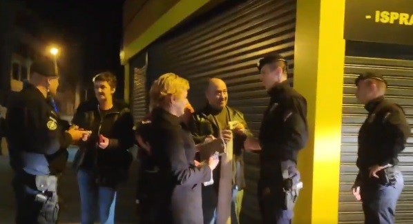 Erőszakkal vették őrizetbe Belgrádban az erőszak ellen tüntető aktivistákat