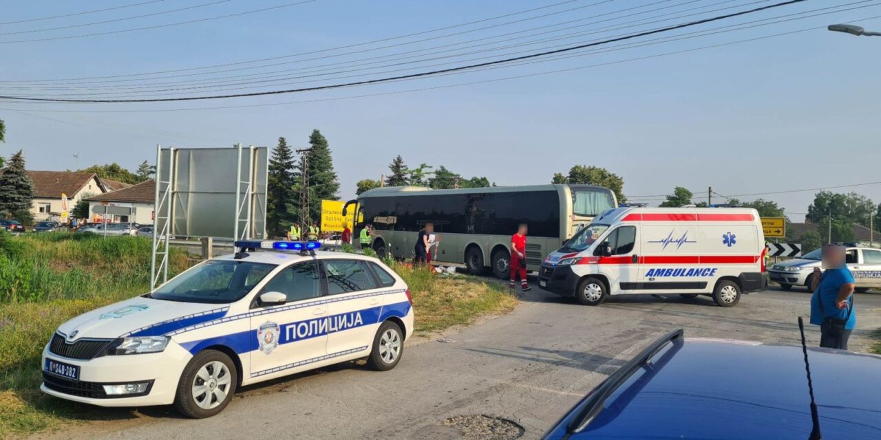 Súlyos közúti baleset történt Királyhalomnál