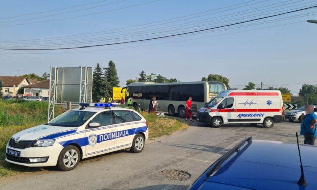 Súlyos közúti baleset történt Királyhalomnál