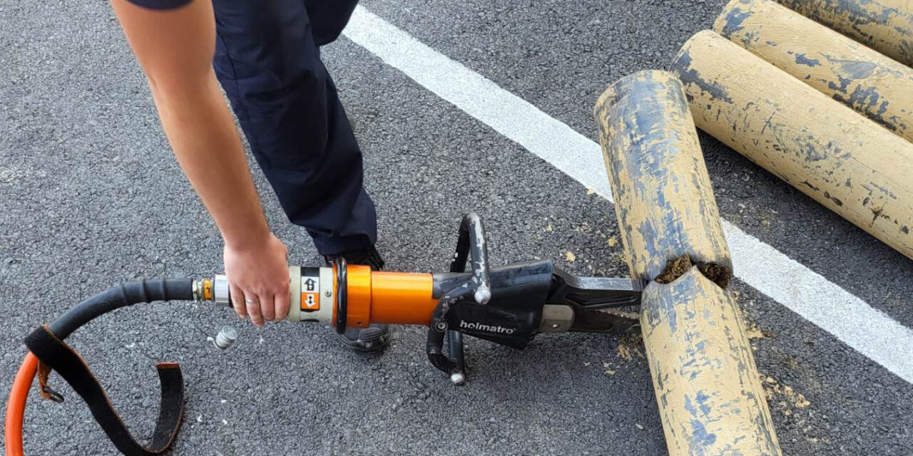 Fémcsövekbe rejtette a drogot a török kamionsofőr, de a szerb rendőröket nem tudta átverni (Fotók)