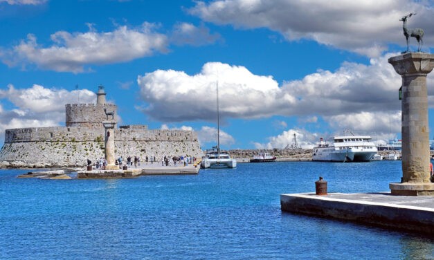 Minisztérium: Minden Rodoszon nyaraló szerb állampolgár biztonságban van