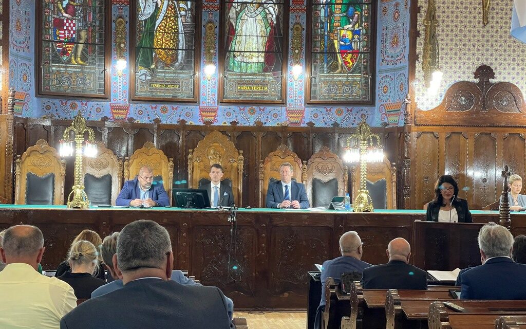 Kié lesz a Bunyevác ház – ezen vesztek össze a szabadkai képviselők