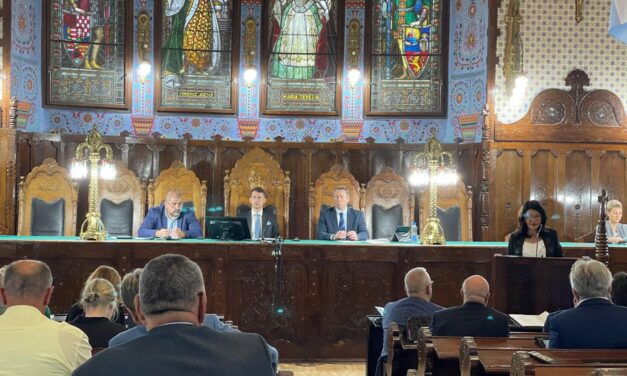 Kié lesz a Bunyevác ház – ezen vesztek össze a szabadkai képviselők