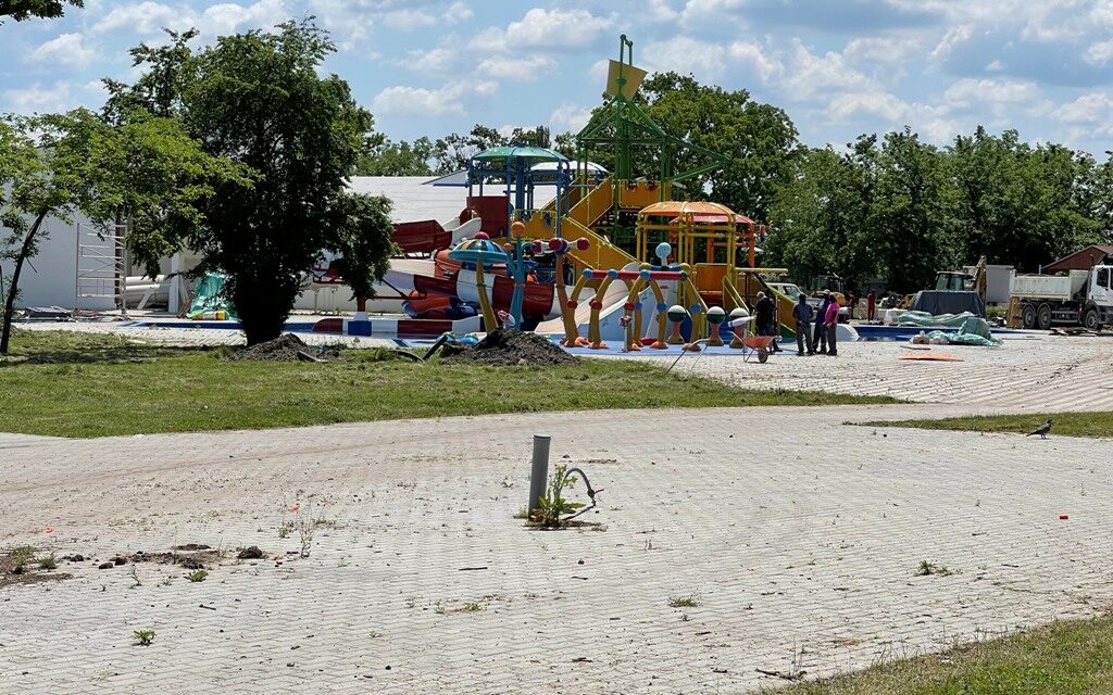 Július 31-e előtt nem lesz kész a palicsi aquapark, még keresik a működtetőjét
