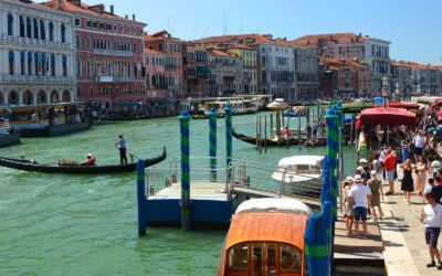 Épségben hazaértek Szerbiába a Velencében megtámadott diákok