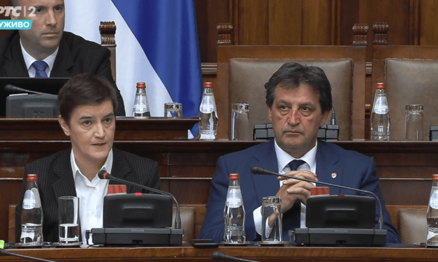 Brnabić: Büszke vagyok, amiért Gašić a legjobbak közül is a legjobbakat nevezte ki államtitkárnak