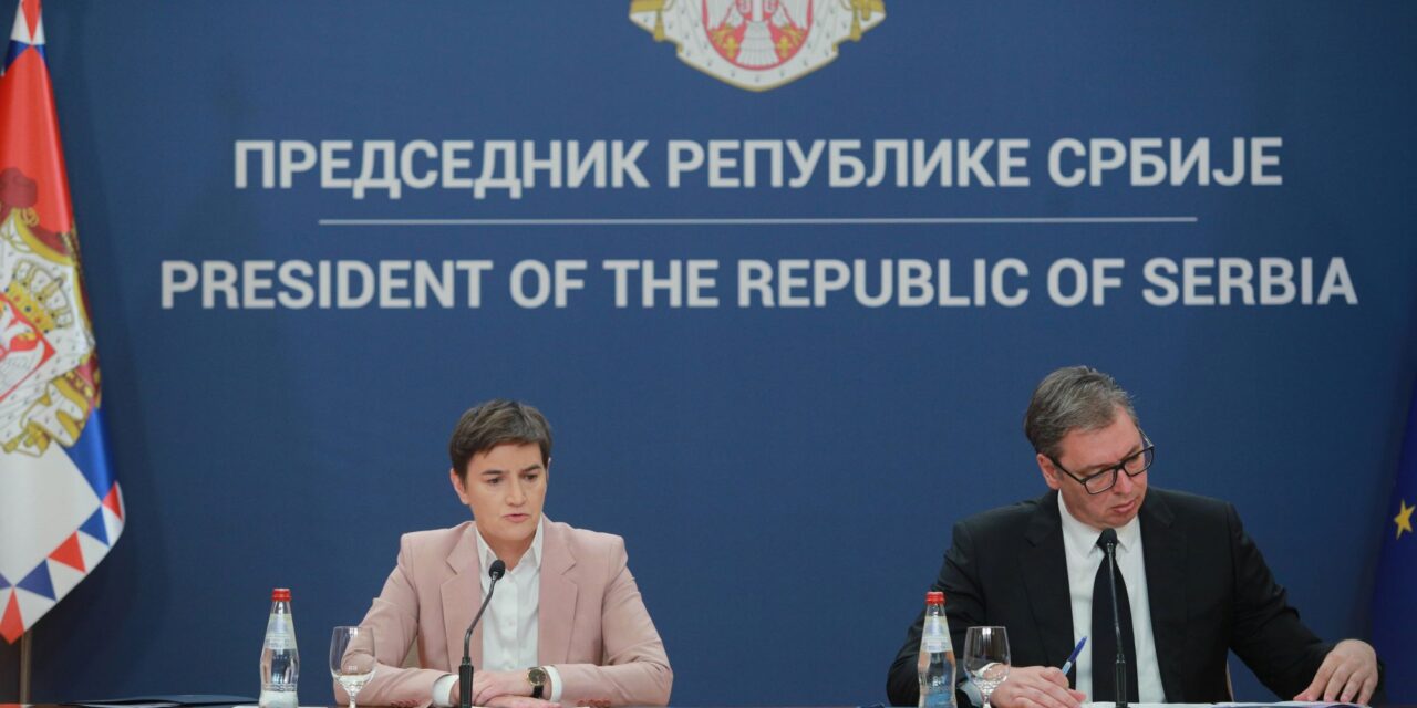 Az ellenzék szerint Vučić és Brnabić tévészereplése még több embert visz ki az utcára