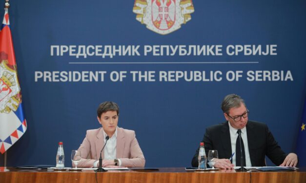 Vučić és Brnabić ma este beszélni fog