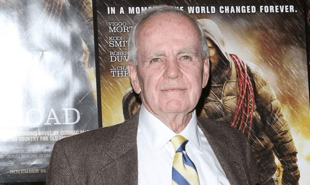 Elhunyt Cormac McCarthy amerikai regényíró