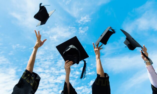 Megkezdődtek a felvételi vizsgák