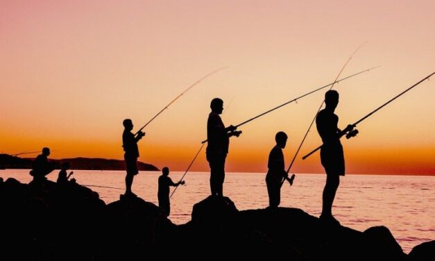 Csak engedéllyel érdemes kipróbálni a tengeri horgászatot Horvátországban