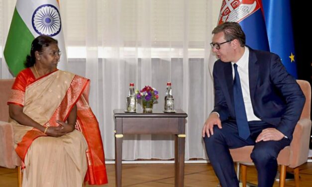 Szerbia az első európai ország, amelyet az indiai államfő felkeresett