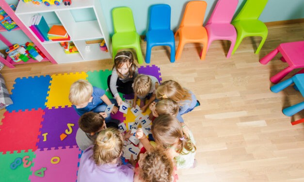 Mennyit keresnek a tanítók és az óvodai dolgozók?