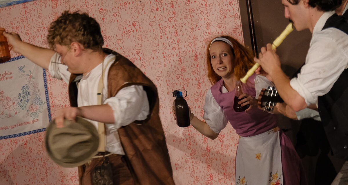 Tanyaszínház: Útkeresők (Fotógaléria)