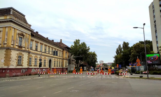 Lezárták Szabadka legforgalmasabb útkereszteződését (Fotók)