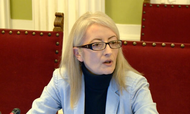 Raguš: Ha letartóztatják Vučićot, én szívesen leszek az ügyvédje