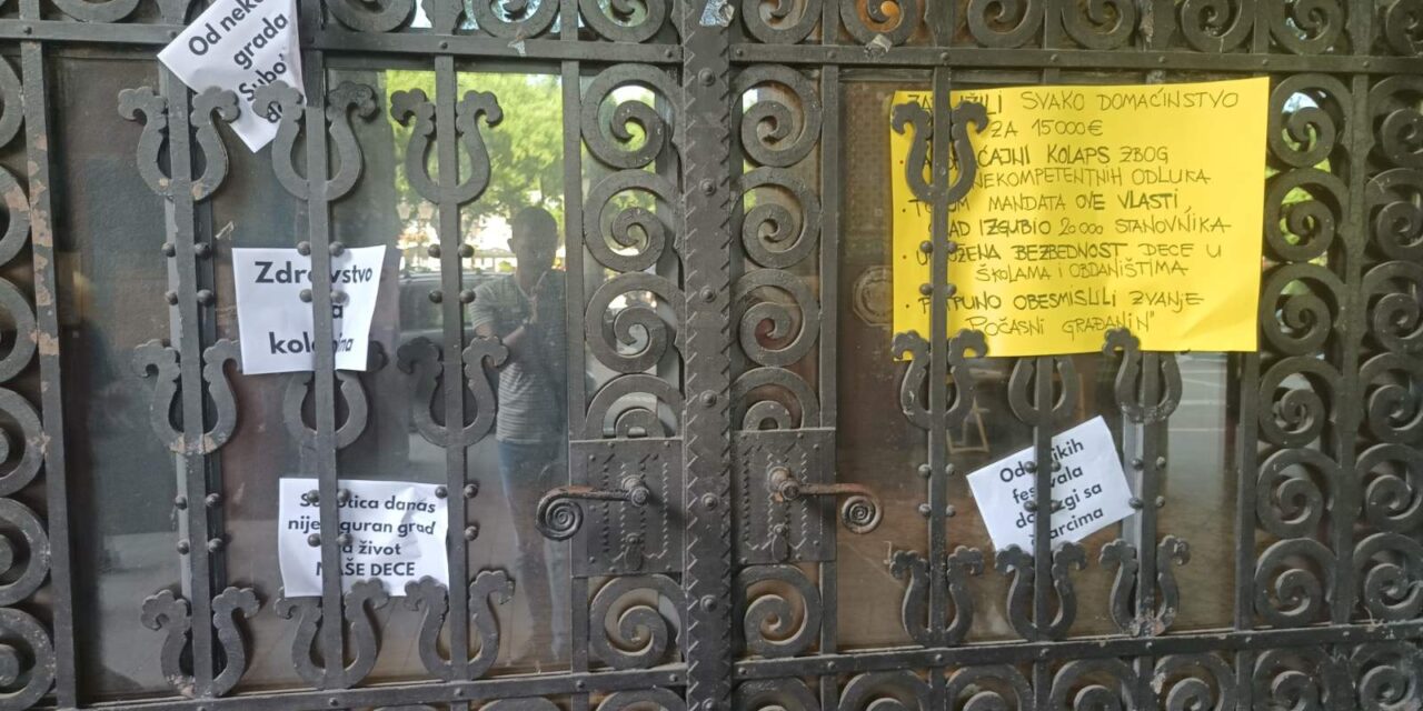 „Alattvalói magatartásával az SNS-VMSZ koalíció értelmetlenné tette a díszpolgári címet”